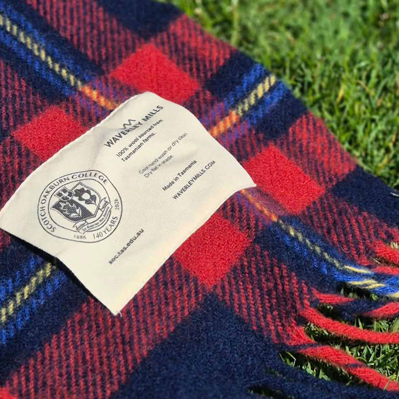 Waverley Woollen Mills 140-Year Celebration Picnic Blanket - Image 5